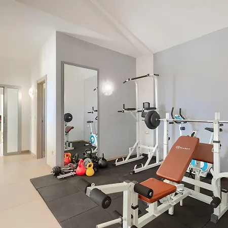 Perfekte Mit Gym, Ping-pong, Sauna 펜션 보드냔